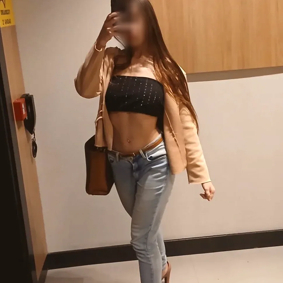Denise, 21