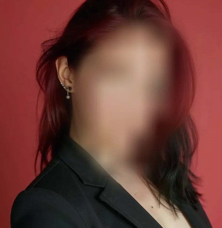 Josephine, 35
