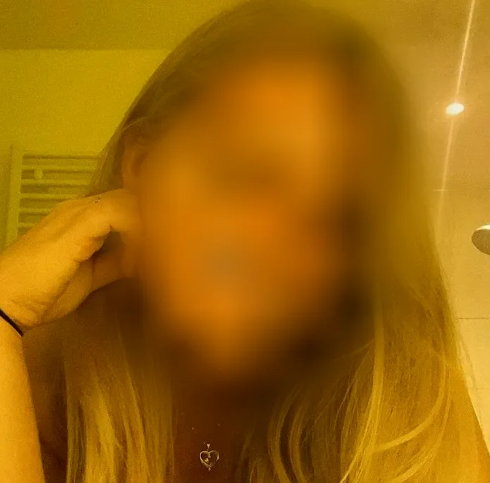 Katrin, 30