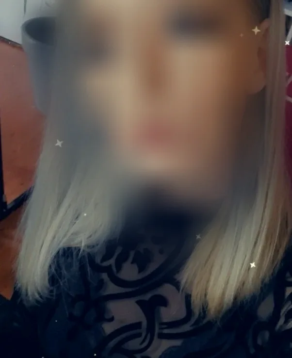Laura, 36