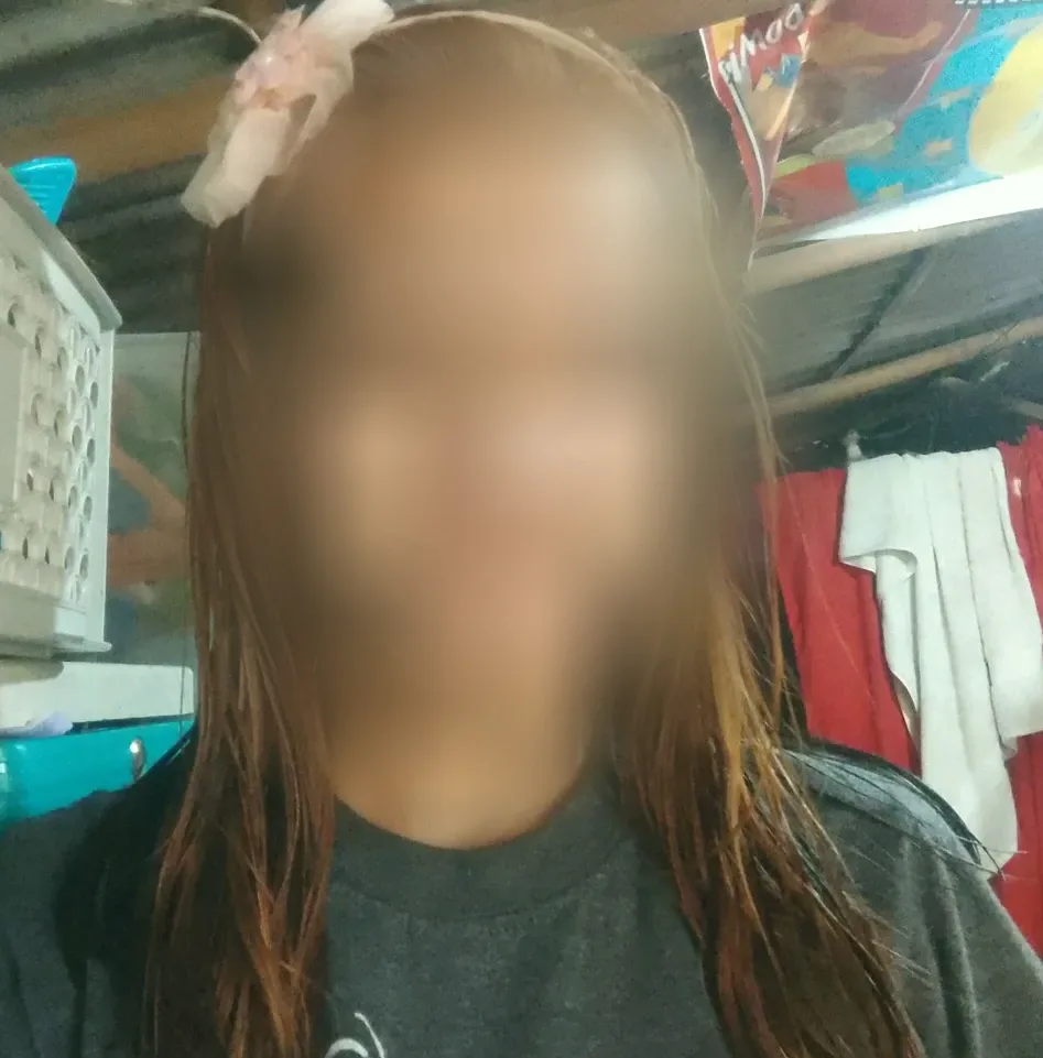 Nadine, 31